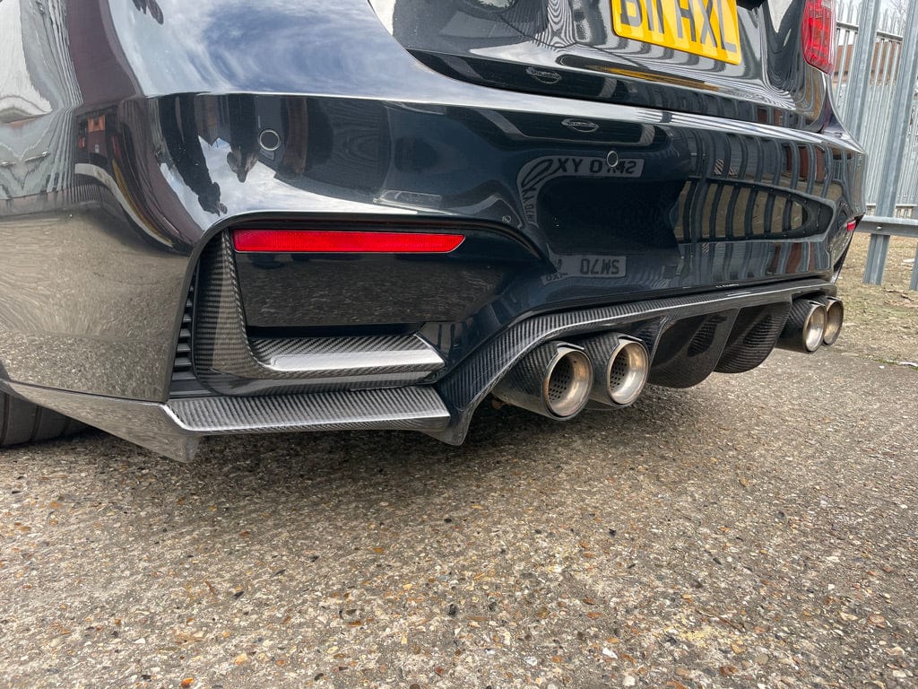 BMW M4 (F83) CONVERTIBLE FULL CARBON FIBRE KIT - V1
