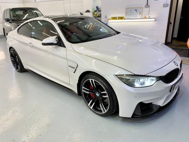BMW M4 (F83) CONVERTIBLE FULL CARBON FIBRE KIT - V1