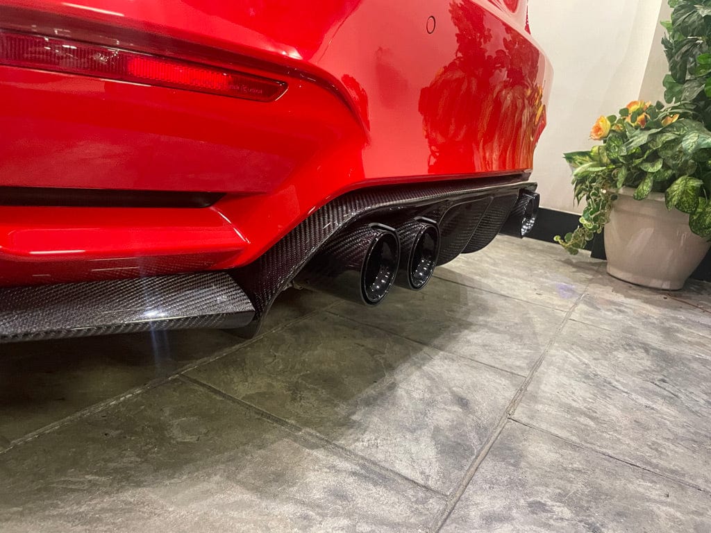 BMW M4 (F83) CONVERTIBLE FULL CARBON FIBRE KIT - V1