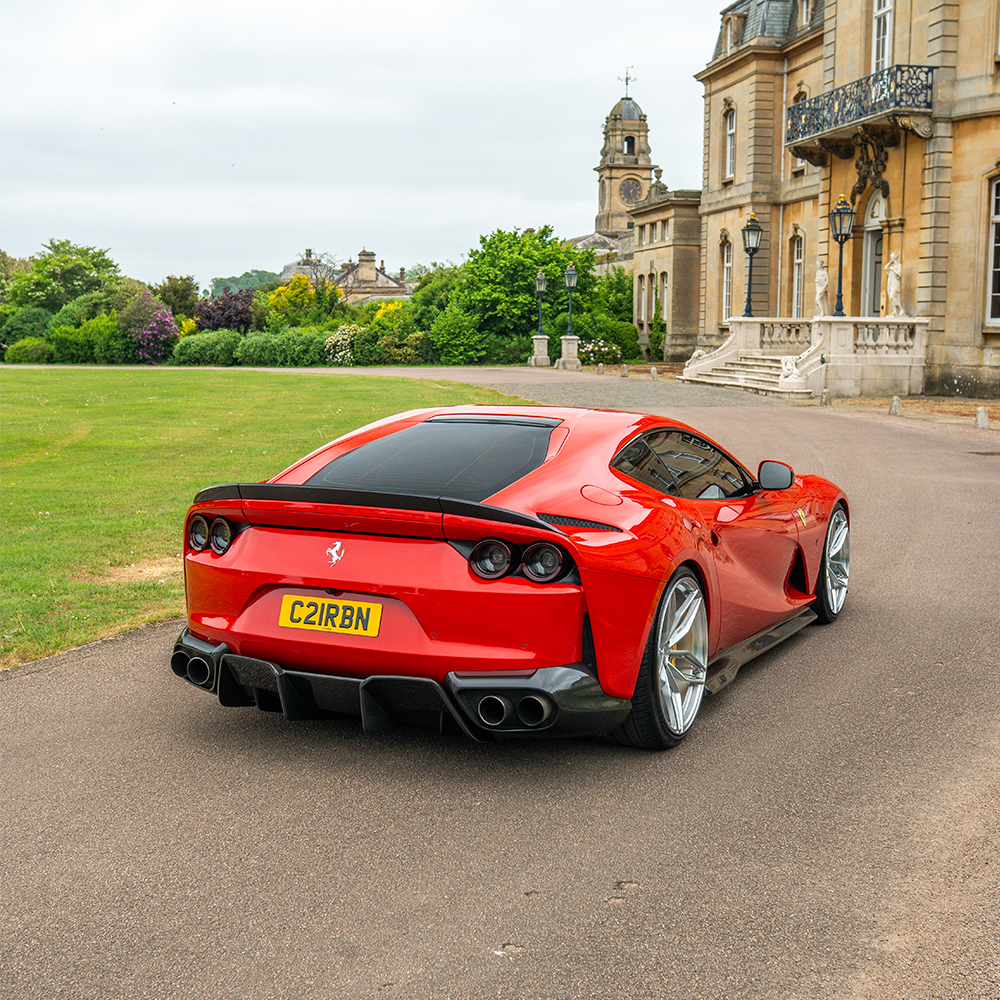 FERRARI 812 SUPERFAST CARBON FIBRE KIT V1 - CT DESIGN