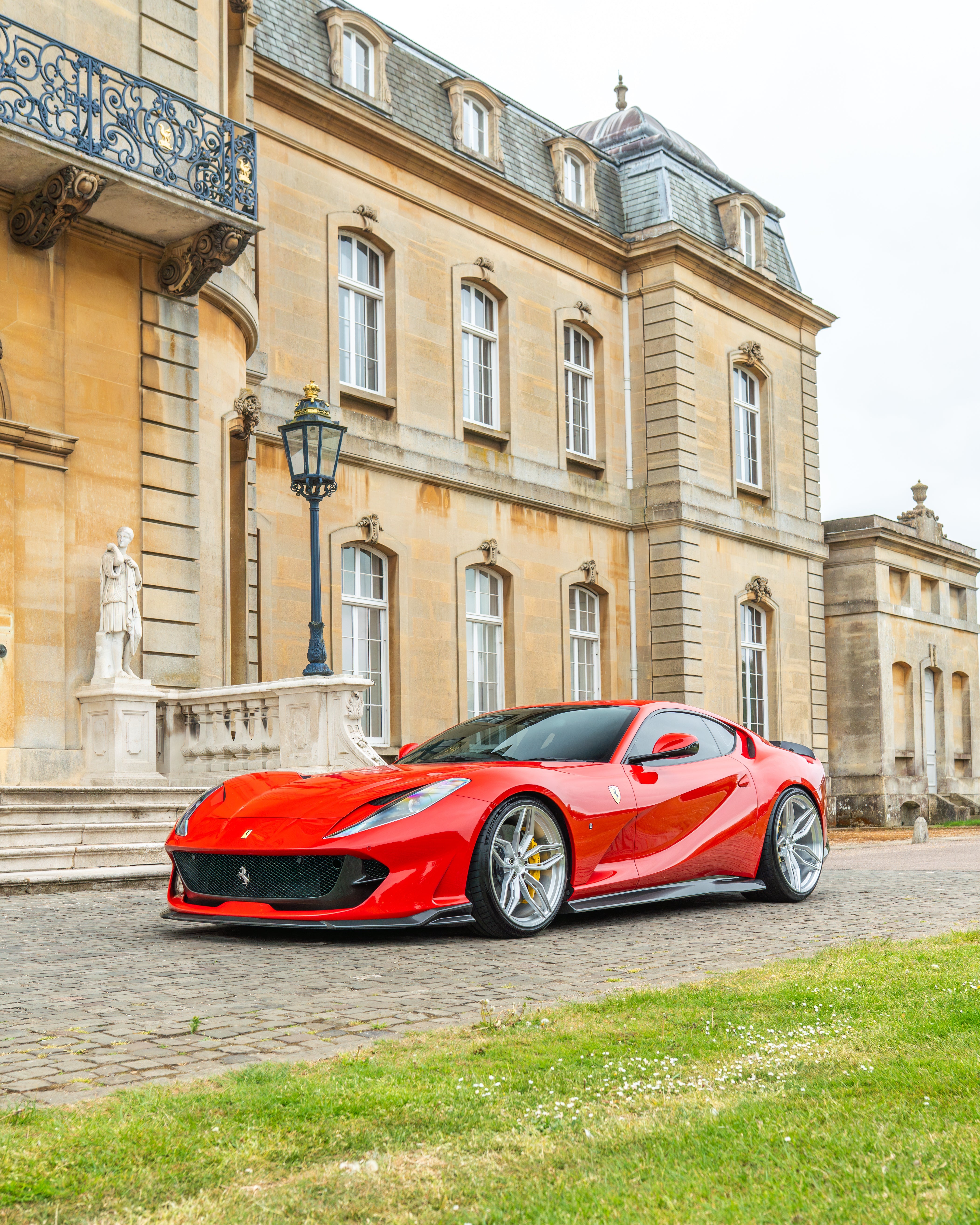 FERRARI 812 SUPERFAST CARBON FIBRE KIT V1 - CT DESIGN
