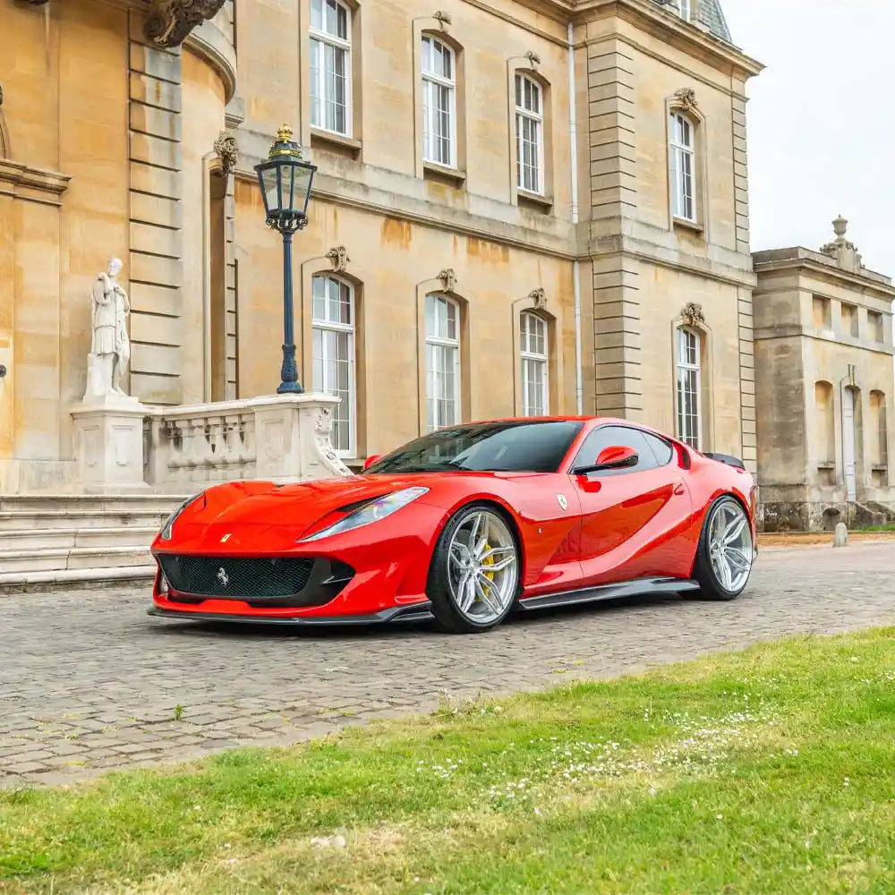 FERRARI 812 SUPERFAST & GTS CARBON FIBRE SIDE SKIRT EXTENSION - CT DESIGN