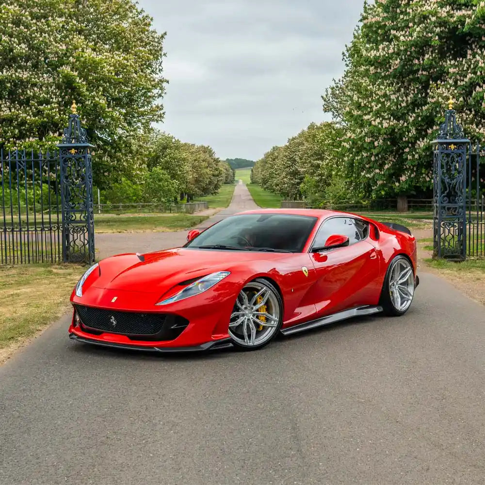 FERRARI 812 SUPERFAST & GTS CARBON FIBRE SIDE SKIRT EXTENSION - CT DESIGN