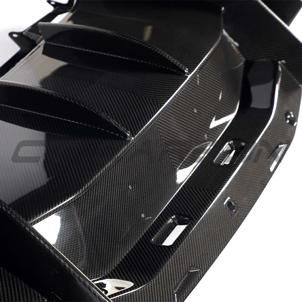 LAMBORGHINI REVUELTO CARBON FIBRE REAR DIFFUSER - CT DESIGN