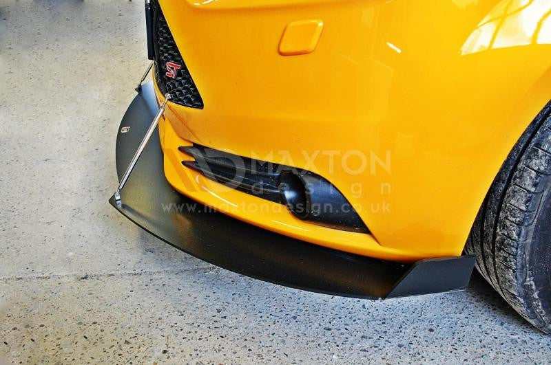 Maxton Design - FRONT RACING SPLITTER FOCUS ST MK3 PREFACE MODEL VERSION 2