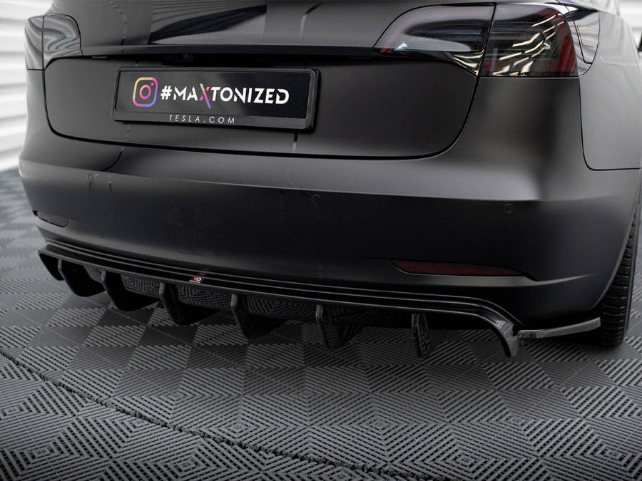Maxton Design - REAR VALANCE V.2 TESLA MODEL 3 (2017-2023)